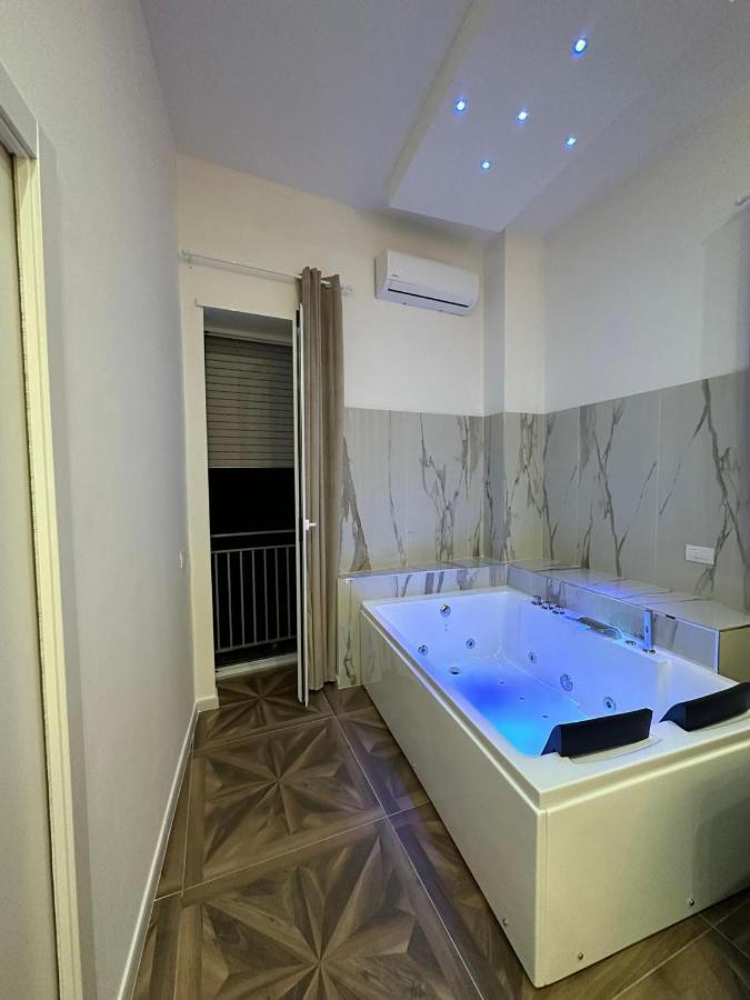 San Ferdinando Suite Room Napoli Ngoại thất bức ảnh
