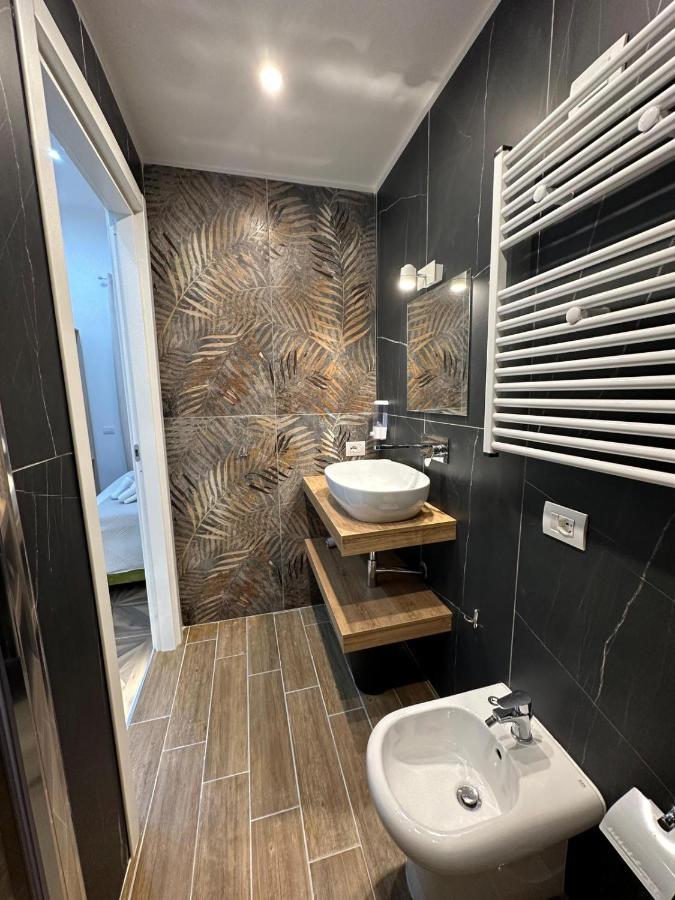 San Ferdinando Suite Room Napoli Ngoại thất bức ảnh