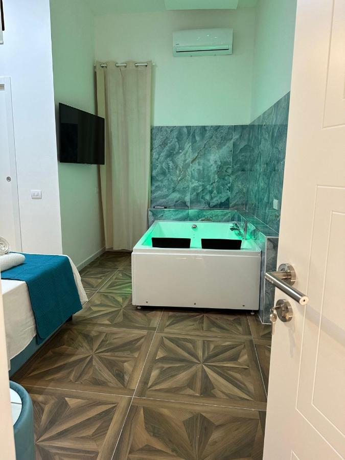 San Ferdinando Suite Room Napoli Ngoại thất bức ảnh