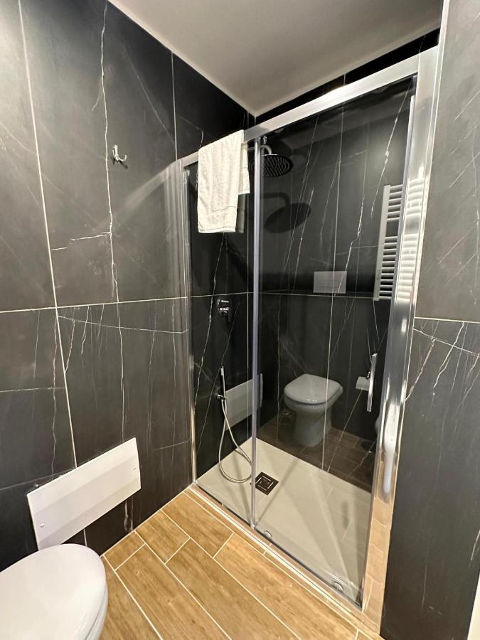San Ferdinando Suite Room Napoli Ngoại thất bức ảnh